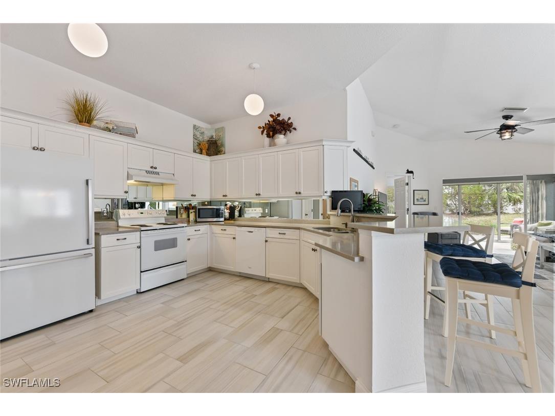 512 Islamorada Boulevard Punta Gorda FL 33955 225015594 image7