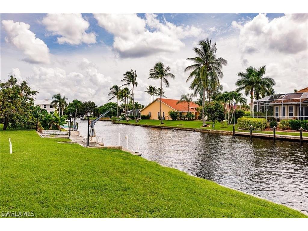 5123 Del Prado Boulevard S Cape Coral FL 33904 224027923 image6