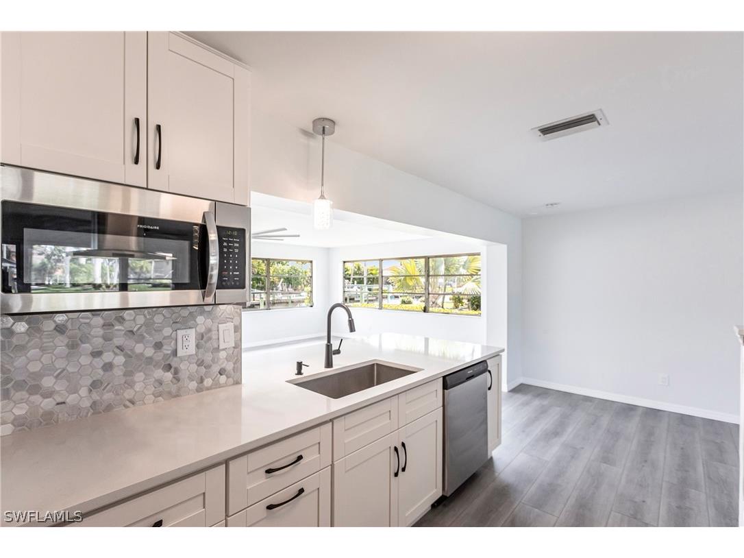 5133 Sunnybrook Court Cape Coral FL 33904 224029595 image14