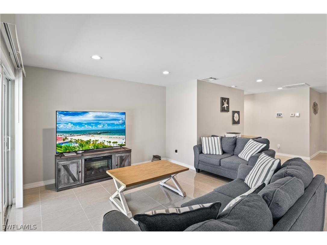 516 SE 20th Place Cape Coral FL 33990 224058473 image14