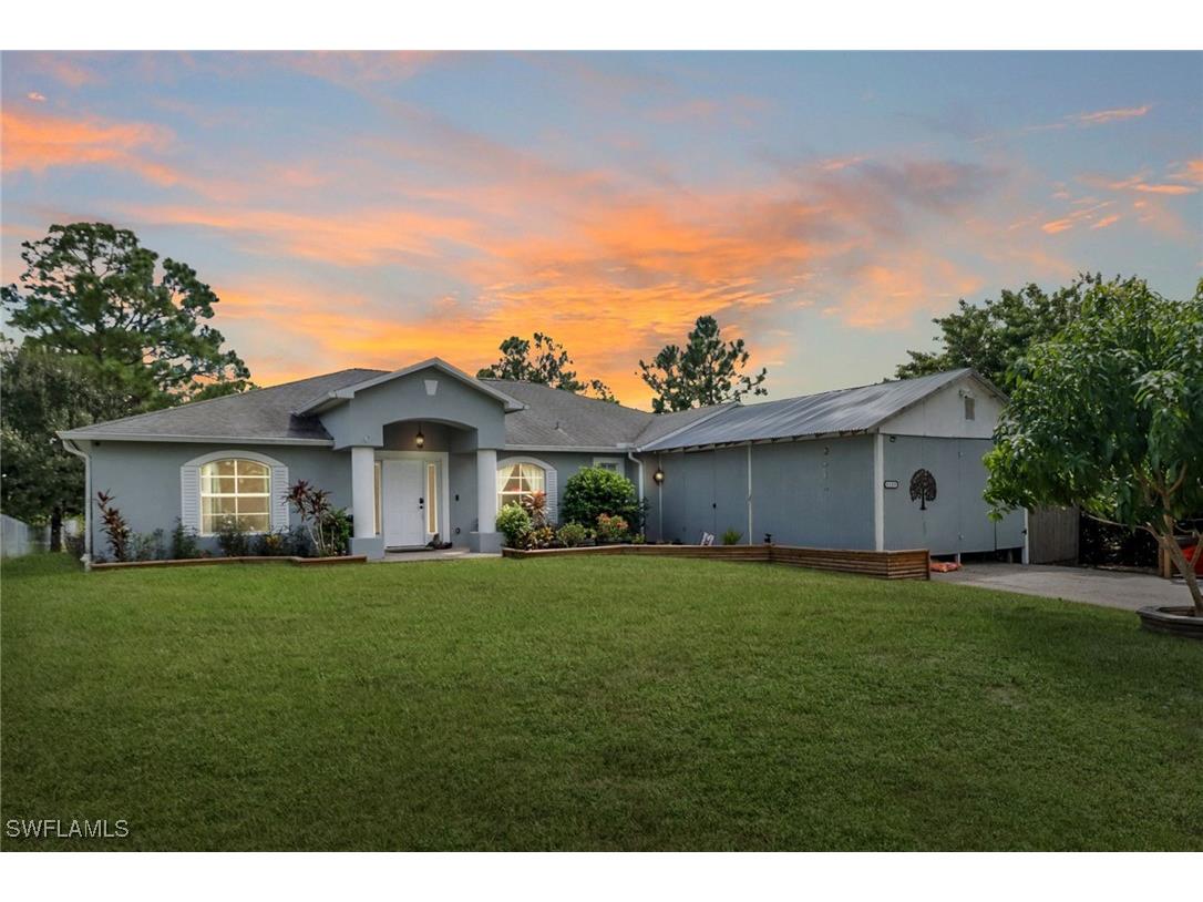 5160 40th Street NE Naples FL 34120 224080590 image1