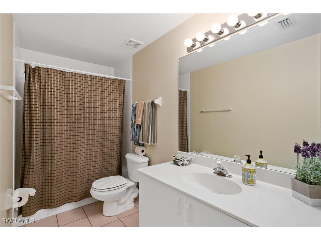 519 Roma Court #306 Naples FL 34110 225050645 image13