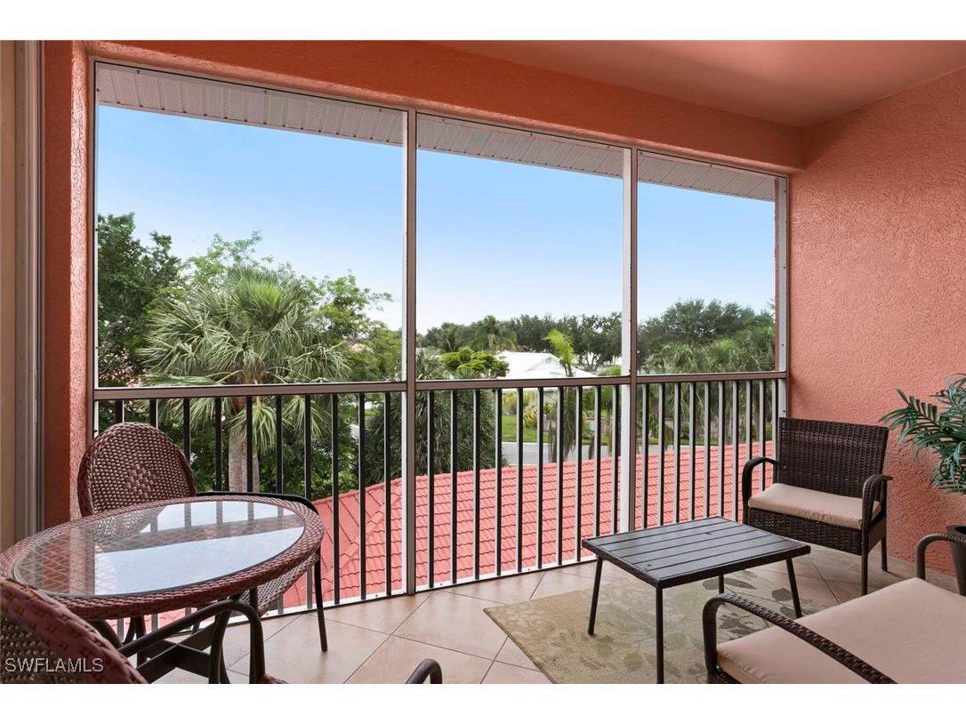 519 Roma Court #306 Naples FL 34110 225050645 image2