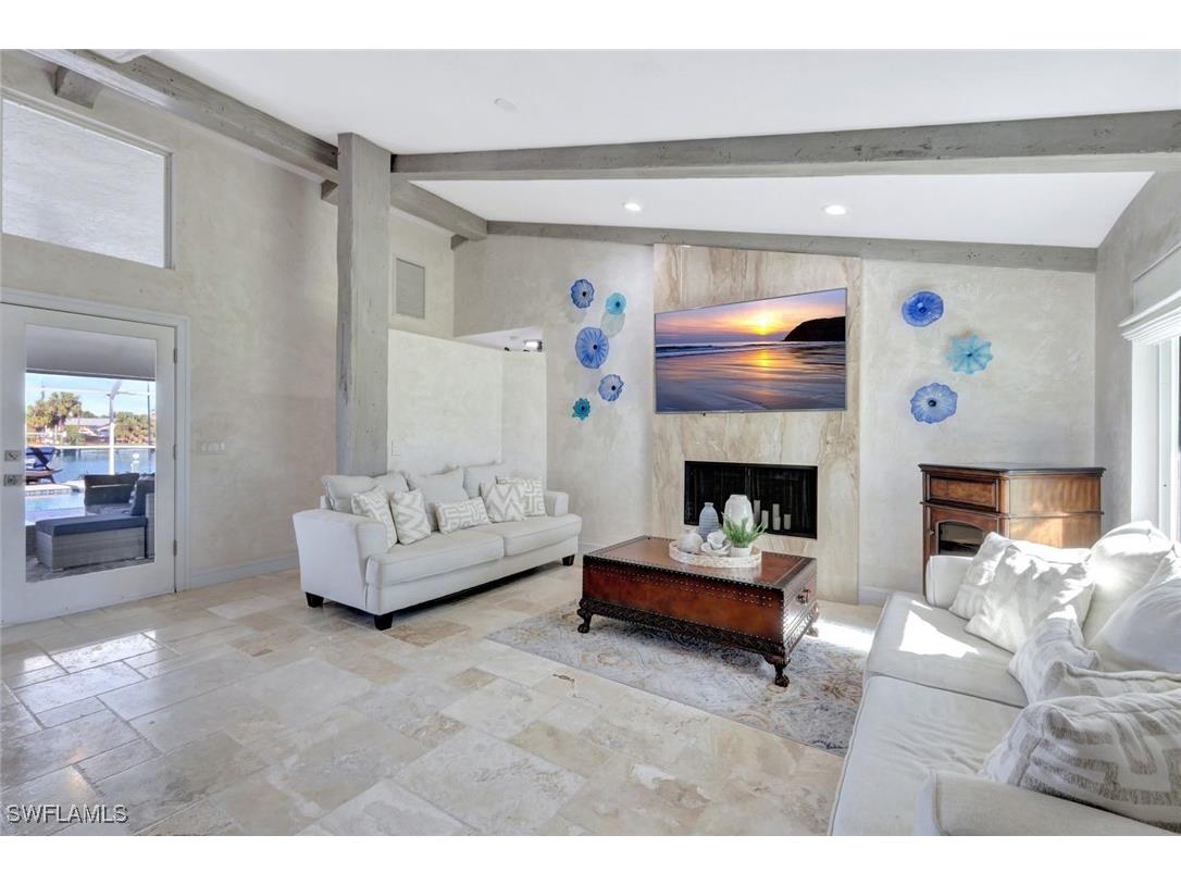 5211 Tamiami Court Cape Coral FL 33904 224096211 image7