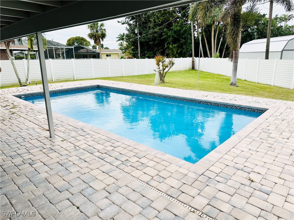 522 Sanford Drive Fort Myers FL 33919 225002096 image2