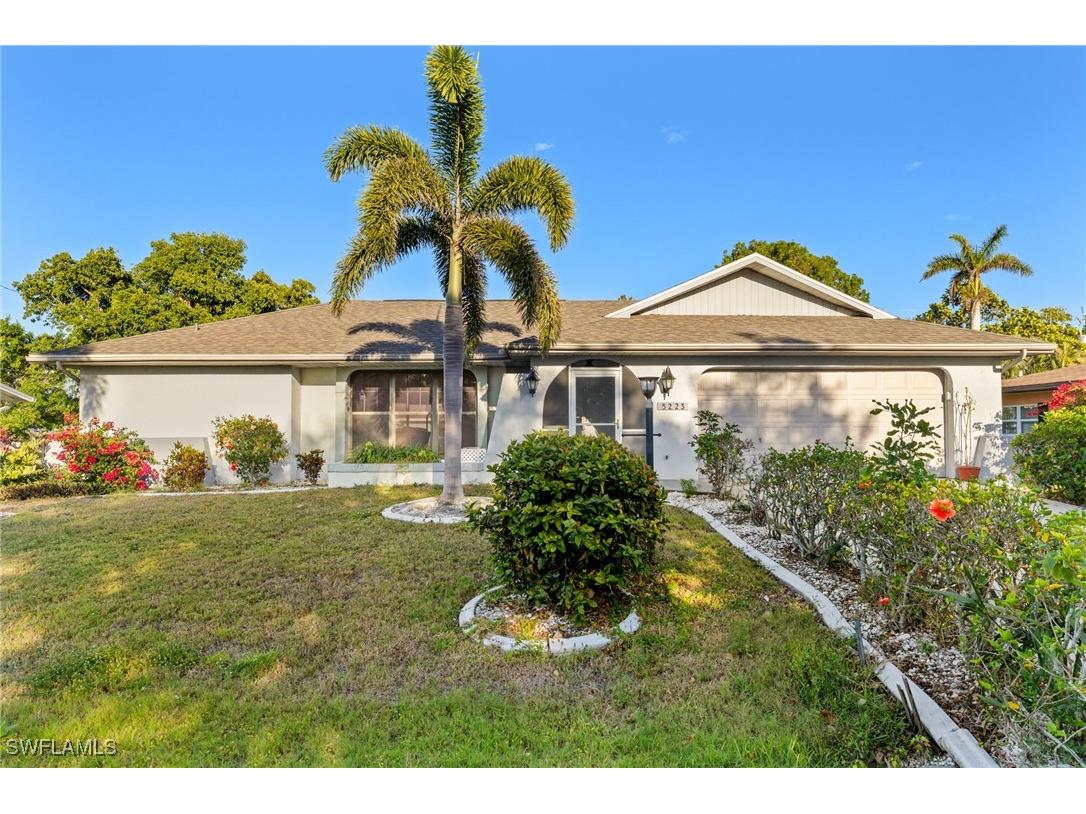 5223 Glade Court Cape Coral FL 33904 225028312 image1
