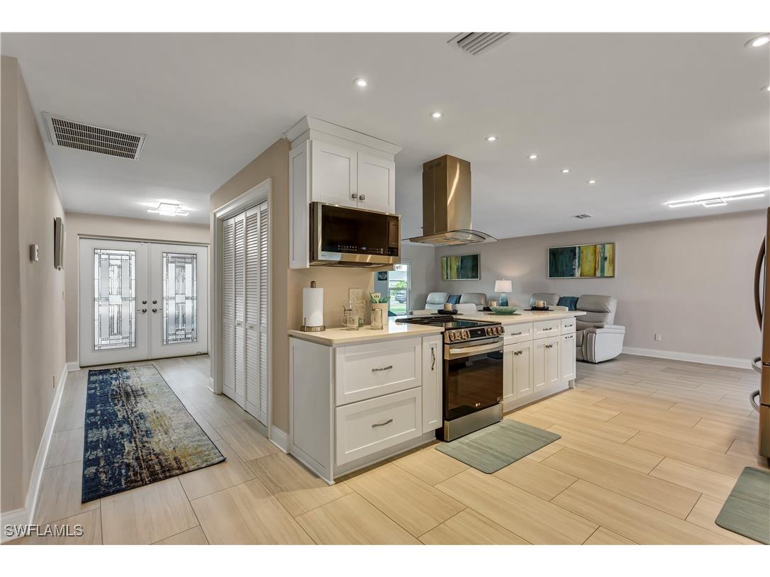 5235 SW 2nd Place Cape Coral FL 33914 224105138 image8