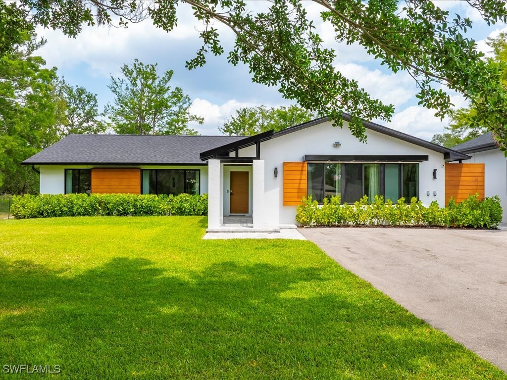 5237 Cherry Wood Drive Naples FL 34119 225037513 image1