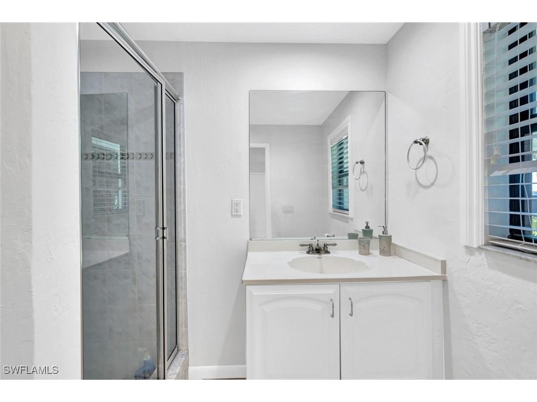 5249 Nautilus Drive Cape Coral FL 33904 225036127 image21