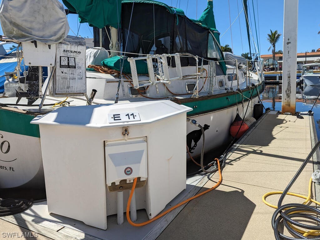 525 Newport Drive Naples FL 34114 224017949 image6