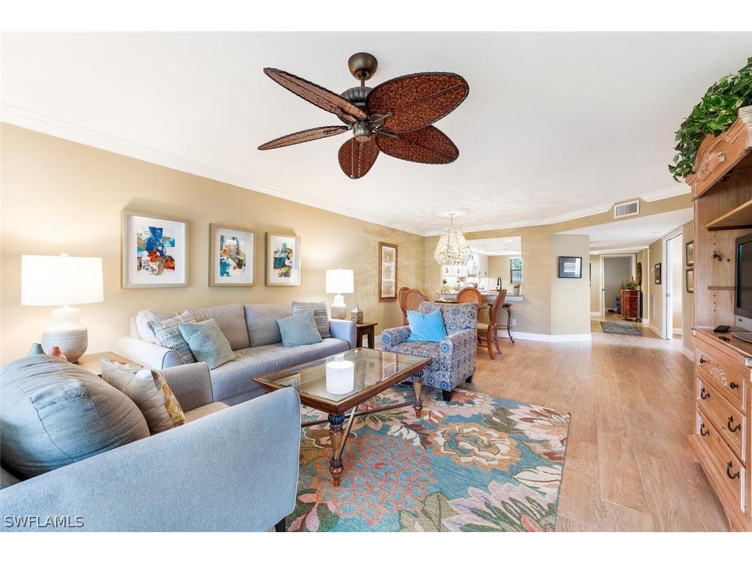 529 Lake Louise Circle #101 Naples FL 34110 222072868 image1