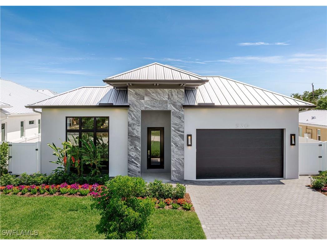 530 107th Avenue N Naples FL 34108 225049964 image1