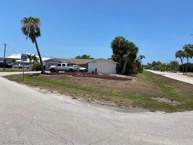 5304 Bayshore Avenue Cape Coral FL 33904 224046156 image4