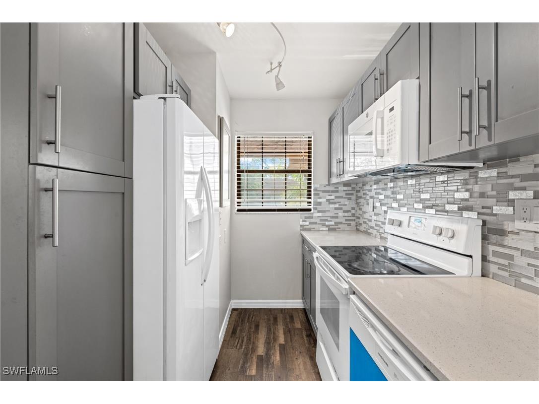 5323 Treetops Drive #T203 Naples FL 34113 225038771 image11