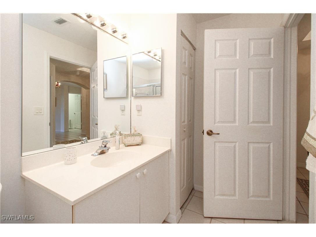 5330 Andover Drive #102 Naples FL 34110 225001633 image35