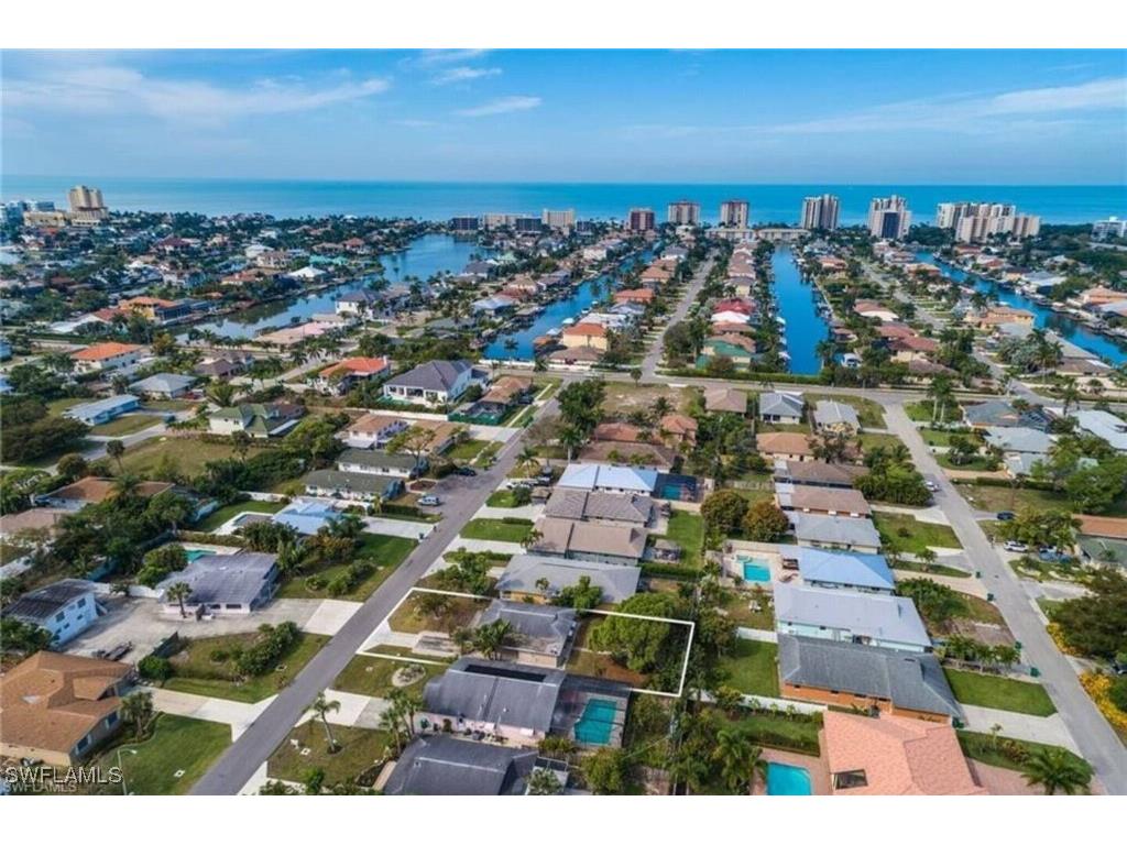 535 107th Avenue N Naples FL 34108 225047911 image1