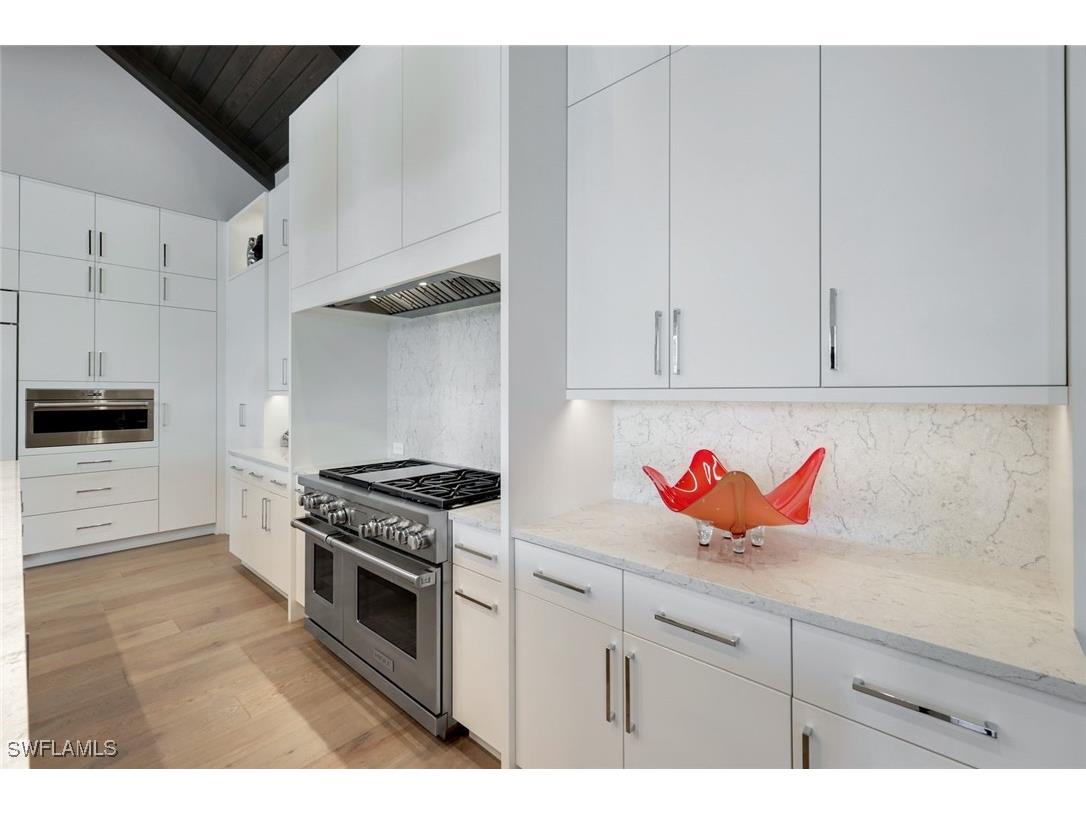 541 Whispering Pine Court Naples FL 34103 225047112 image26