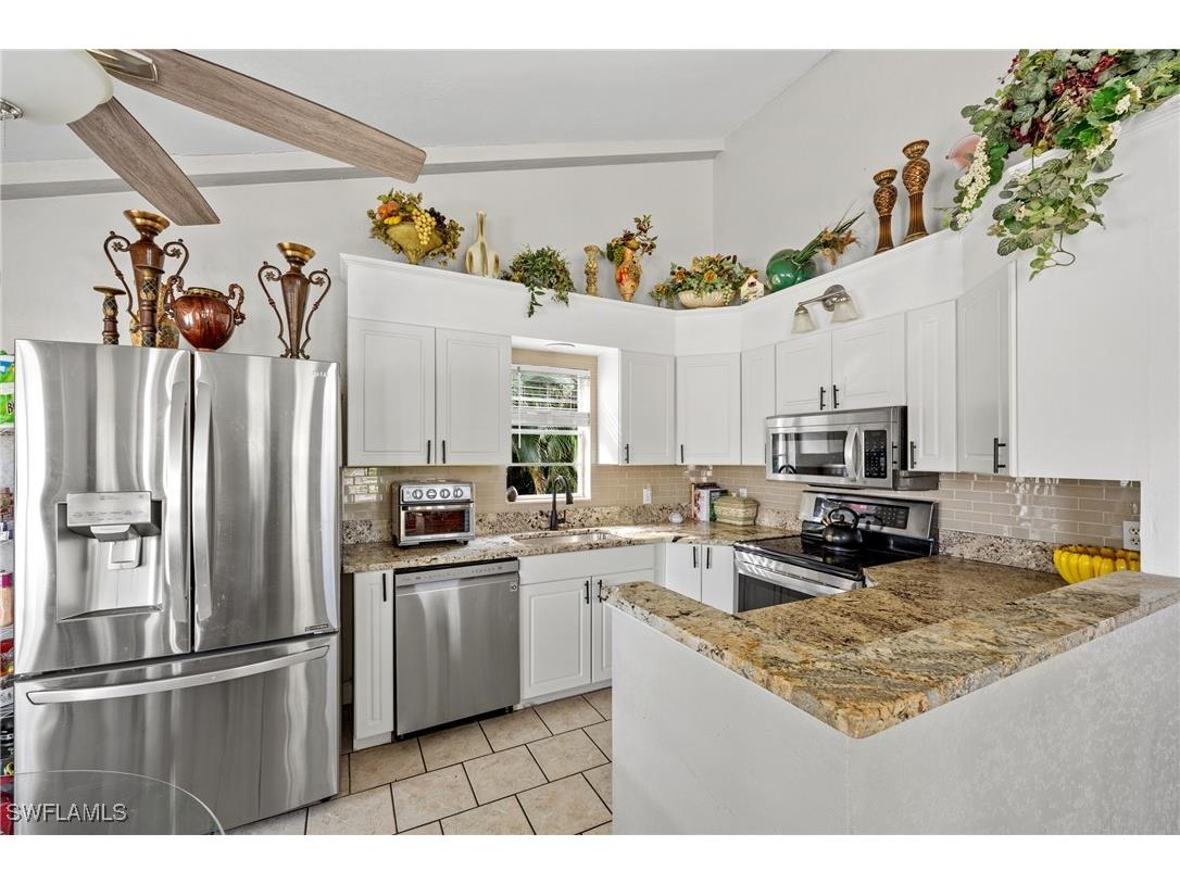 5425 Marina Drive Bokeelia FL 33922 225018220 image14