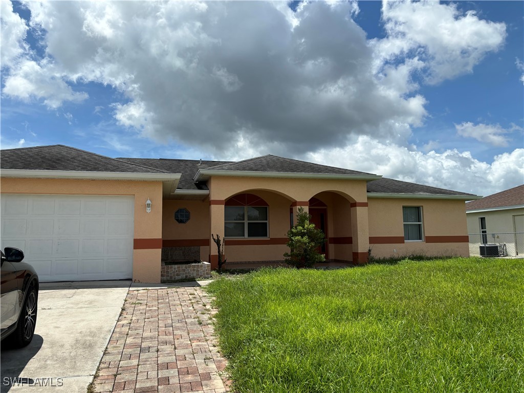 546 Long Island Street E Lehigh Acres FL 33974 225027580 image1