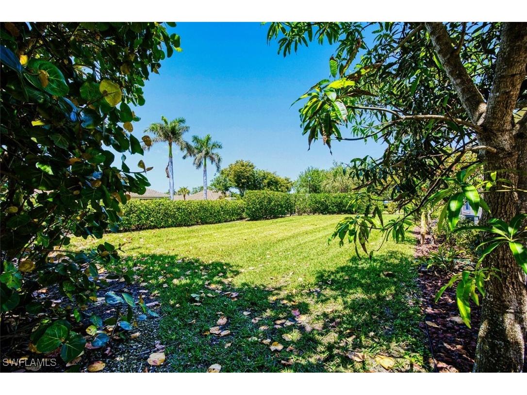 5482 Peppertree Drive Fort Myers FL 33908 225035962 image20