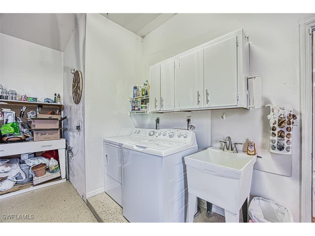 5482 Peppertree Drive Fort Myers FL 33908 225035962 image32