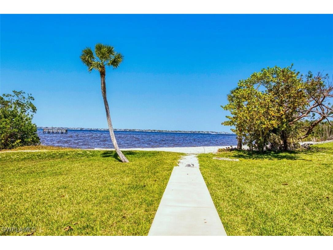 5482 Peppertree Drive Fort Myers FL 33908 225035962 image38