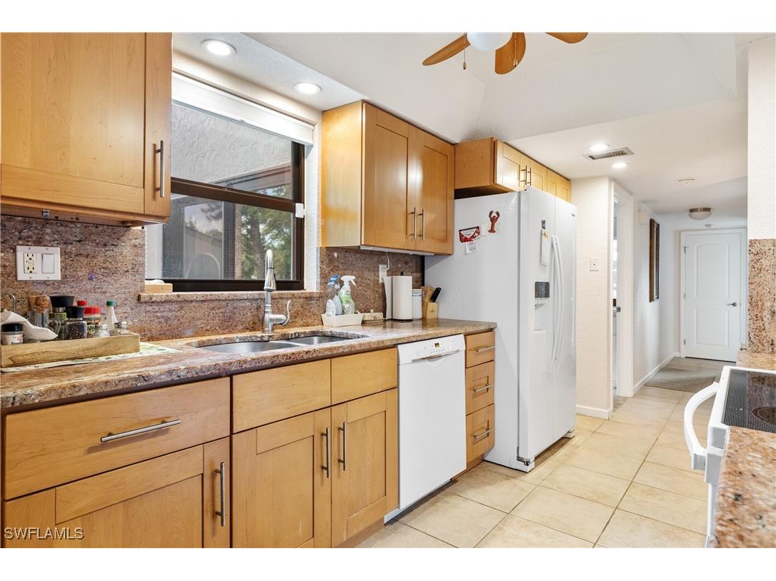 5483 Peppertree Drive #1 Fort Myers FL 33908 225051192 image8