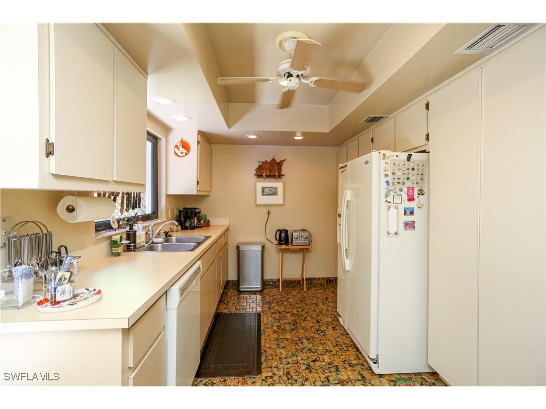 550 3rd Avenue N Naples FL 34102 225023998 image10