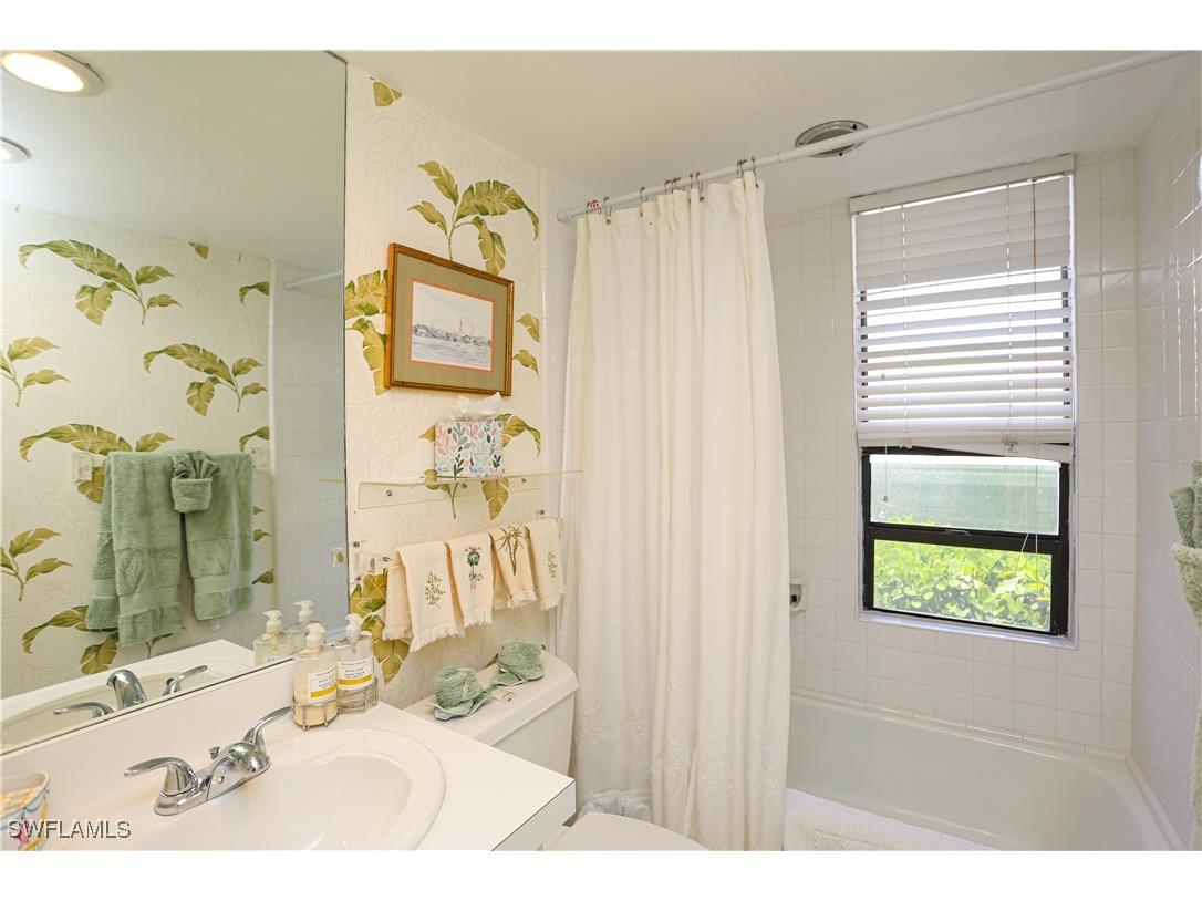 550 3rd Avenue N Naples FL 34102 225023998 image34