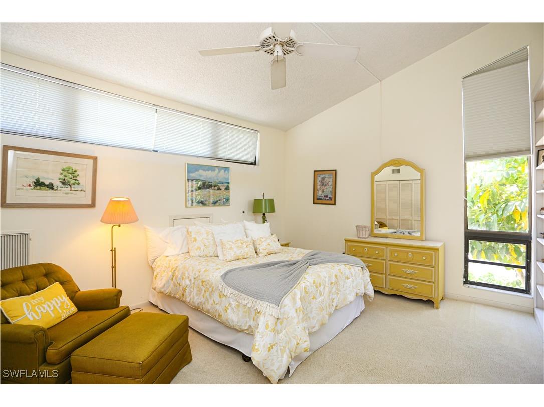 550 3rd Avenue N Naples FL 34102 225023998 image35