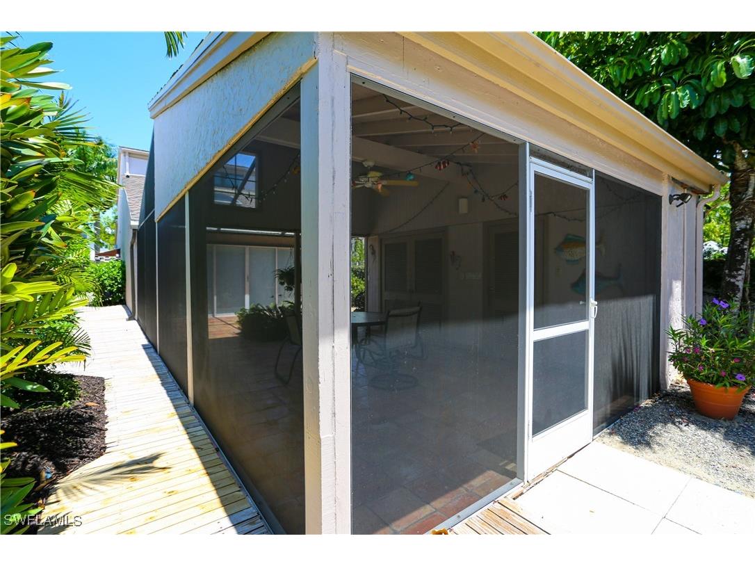 550 3rd Avenue N Naples FL 34102 225023998 image41