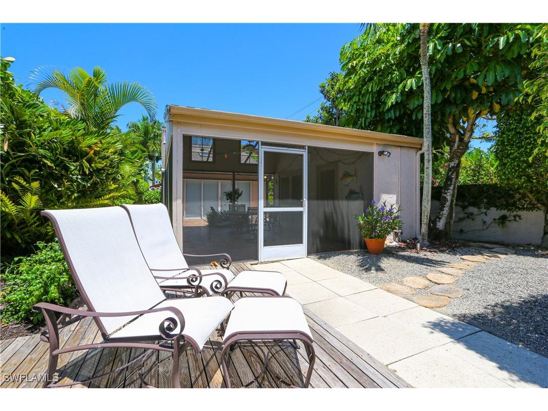 550 3rd Avenue N Naples FL 34102 225023998 image43