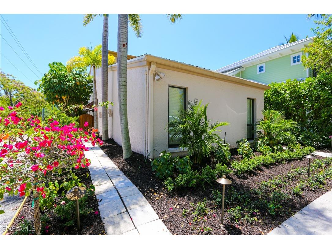 550 3rd Avenue N Naples FL 34102 225023998 image5