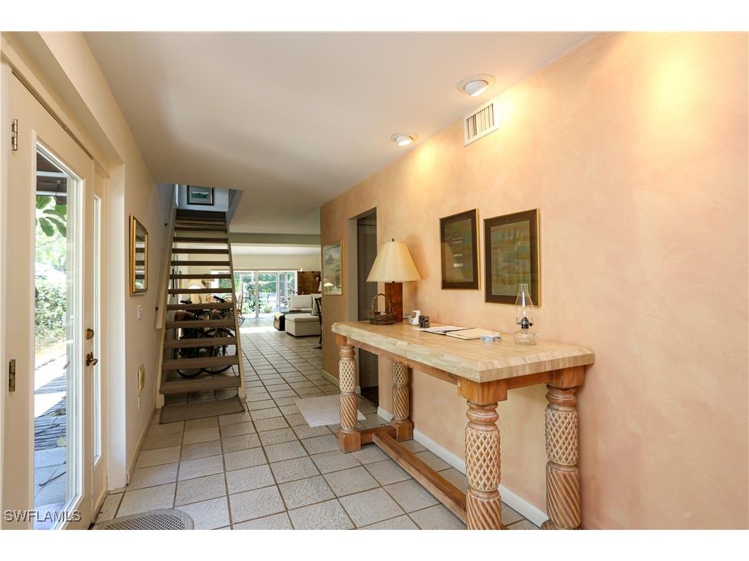 550 3rd Avenue N Naples FL 34102 225023998 image7