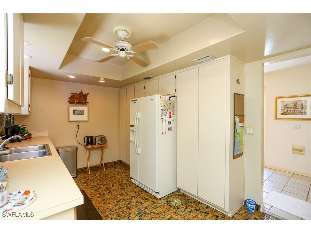 550 3rd Avenue N Naples FL 34102 225023998 image9