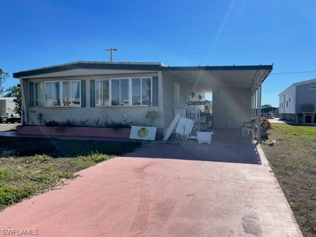 5524 Sir Walter Way North Fort Myers FL 33917 223001498 image1