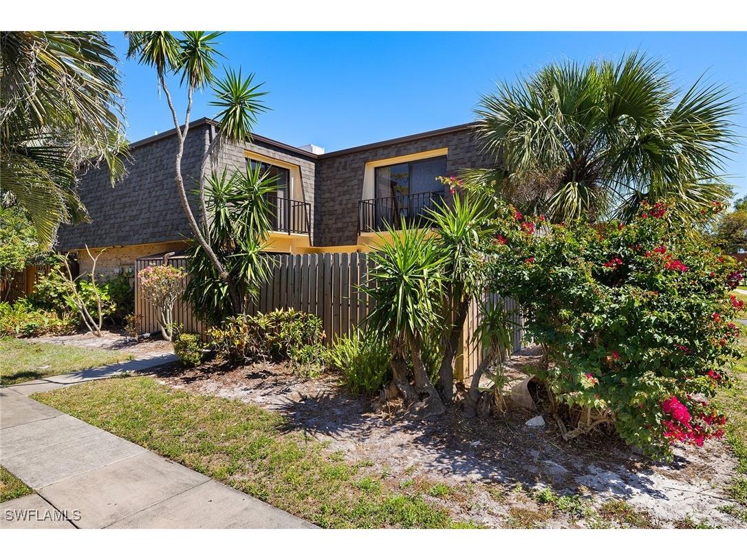 5544 Malt Drive #2 Fort Myers FL 33907 225026787 image1