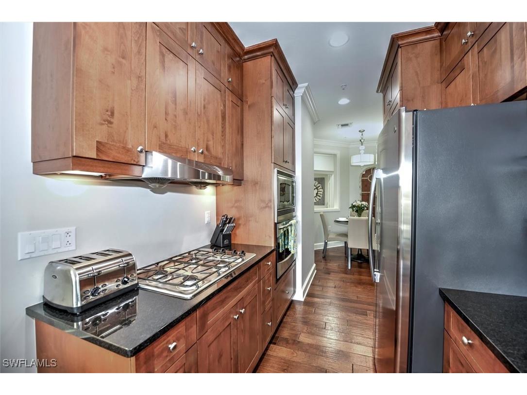 555 5th Ave S #PH-1 Naples FL 34102 225034828 image11