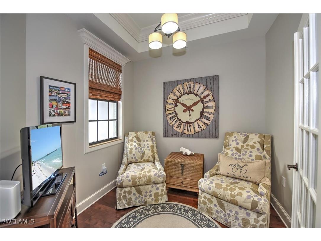 555 5th Ave S #PH-1 Naples FL 34102 225034828 image13