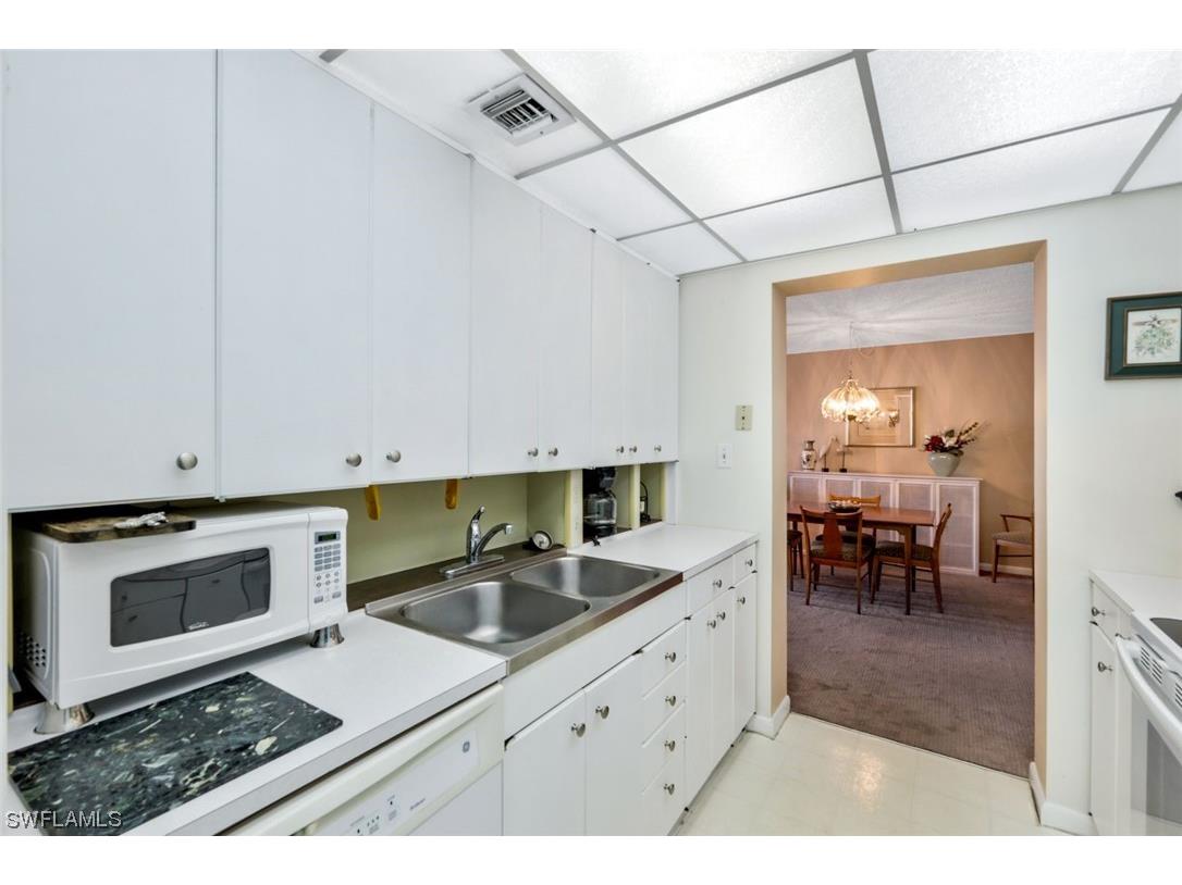 555 Park Shore Drive #B-412 Naples FL 34103 224021615 image12