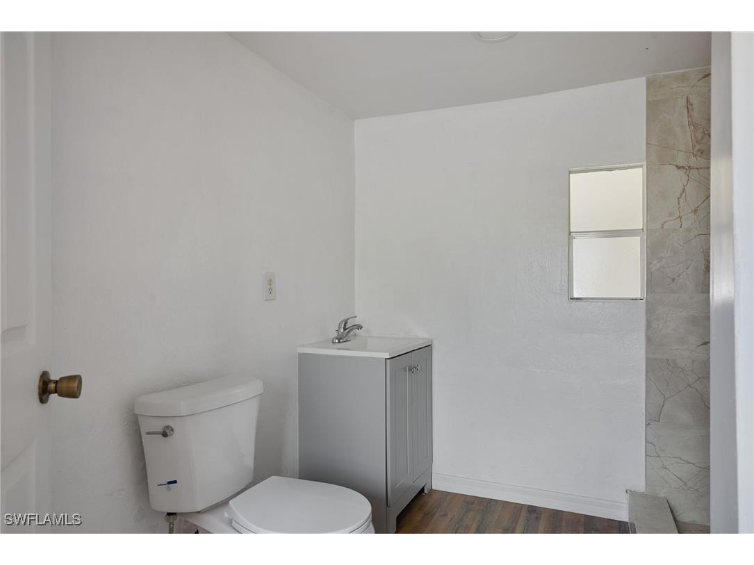 5558 Palm Beach Boulevard #214 Fort Myers FL 33905 224074680 image8