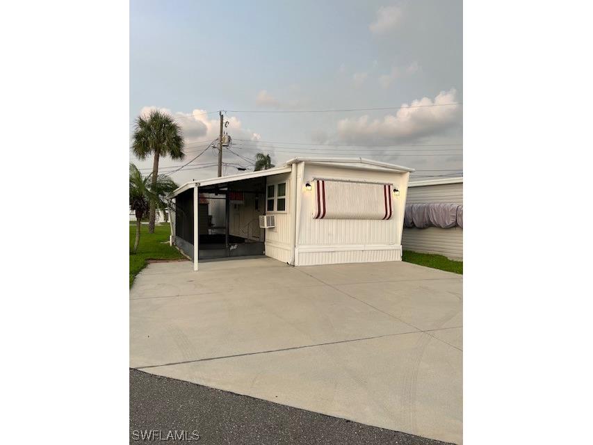 5558 Palm Beach Boulevard #37 Fort Myers FL 33905 223068101 image1