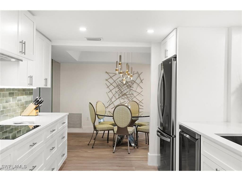 5601 Turtle Bay Drive #302 Naples FL 34108 225044566 image10