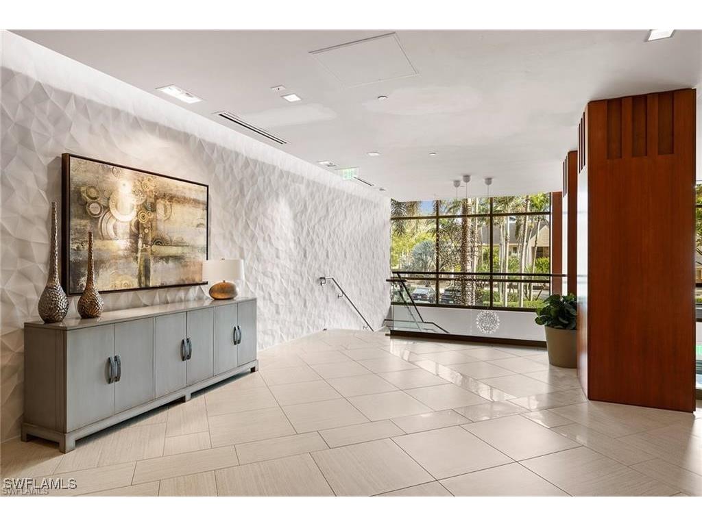 5601 Turtle Bay Drive #302 Naples FL 34108 225044566 image28