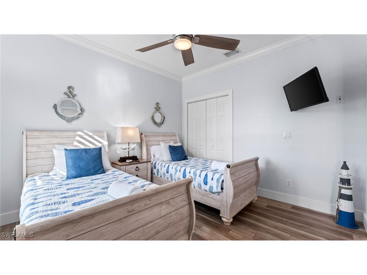 561 94th Avenue N Naples FL 34108 225003055 image8