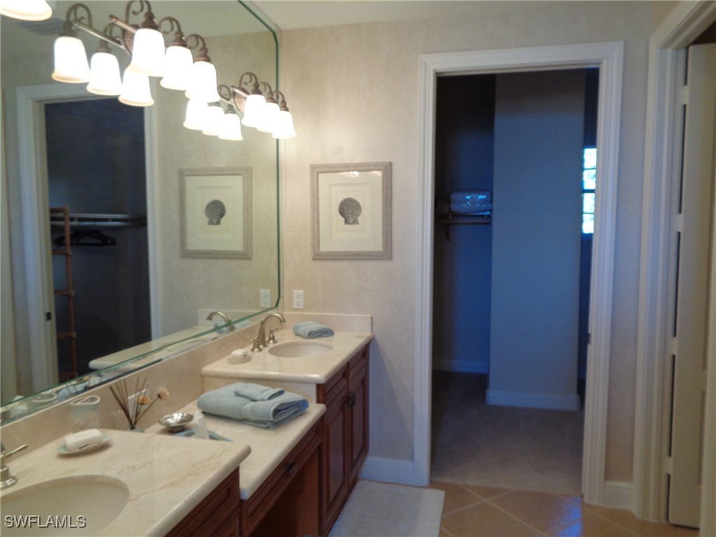 562 Avellino Isles Circle #102 Naples FL 34119 225043517 image17