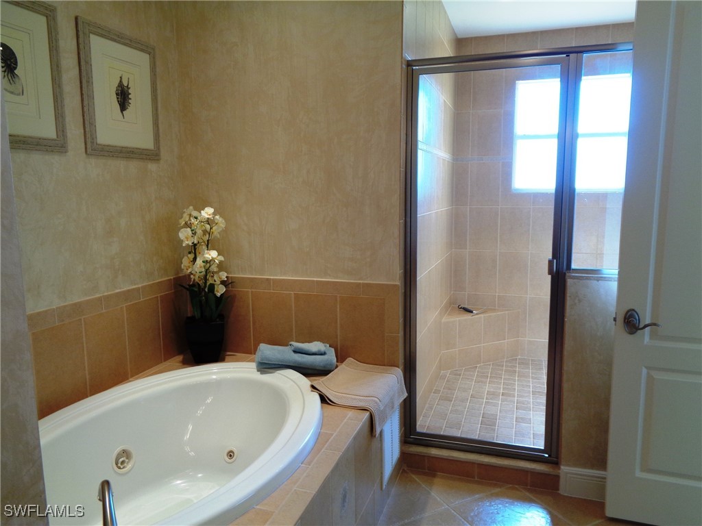 562 Avellino Isles Circle #102 Naples FL 34119 225043517 image18