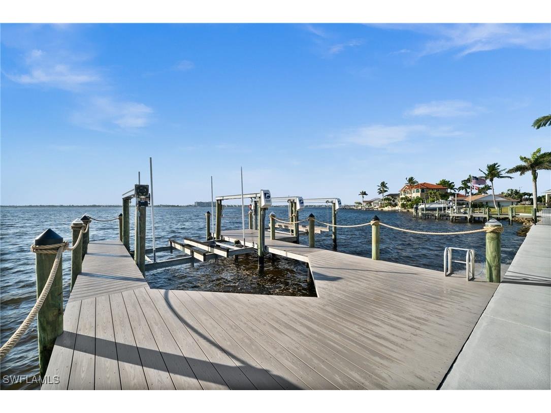 5625 Riverside Drive Cape Coral FL 33904 225043715 image28