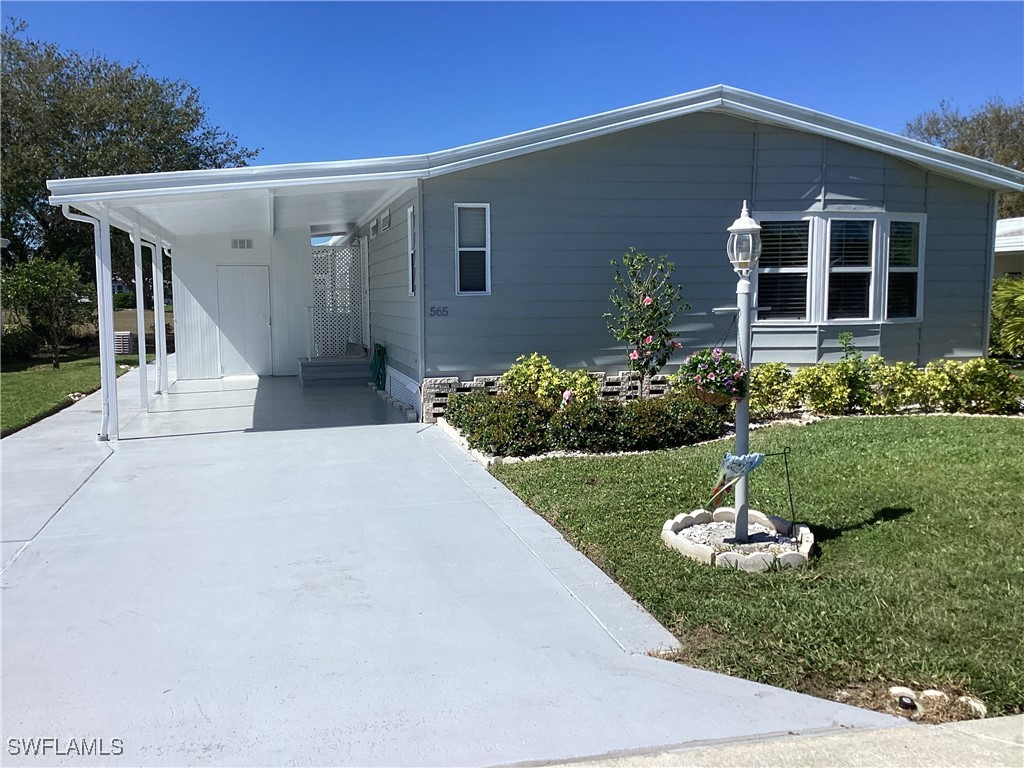 565 Charlemagne Boulevard Naples FL 34112 225022553 image1