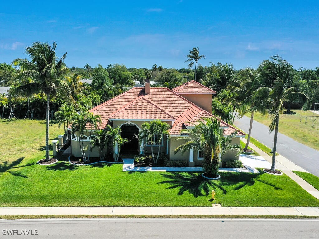 5667 Winkler Road Fort Myers FL 33919 225048943 image1